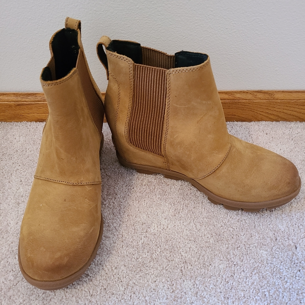 New Sorel Joan of Arctic wedge 2 Chelsea boot 9.5